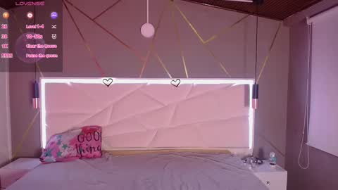 Snapshot of ivy_soul chatting on March 1, 2025, 5:42 am IVY online show from March 1, 2025, 5:42 am