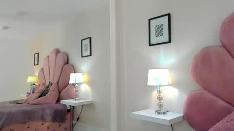 Ivy  online show from March 12, 2025, 5:49 pm