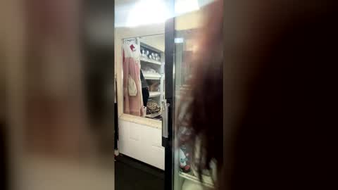 Ivy Rose online show from December 22, 2025, 5:54 pm