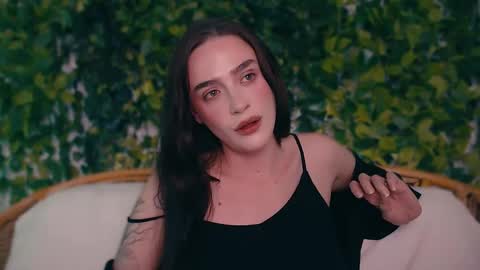 Snapshot of ivyjonson chatting on November 20, 2025, 5:45 pm Miss Ivy online show from November 20, 2025, 5:45 pm