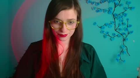 Snapshot of ivynoir_ chatting on April 14, 2026, 1:06 pm Ivy online show from April 14, 2026, 1:06 pm