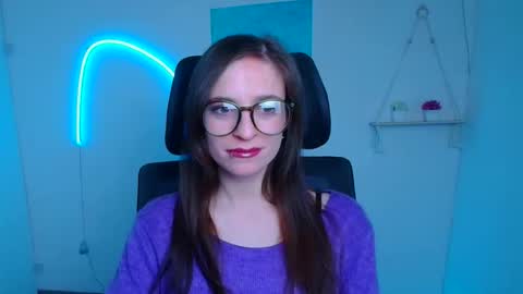 Snapshot of ivynoir_ chatting on April 24, 2026, 12:29 pm Ivy online show from April 24, 2026, 12:29 pm
