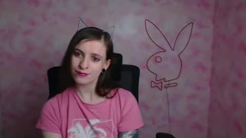 Snapshot of ivynoir_ chatting on May 3, 2026, 2:45 pm Ivy online show from May 3, 2026, 2:45 pm