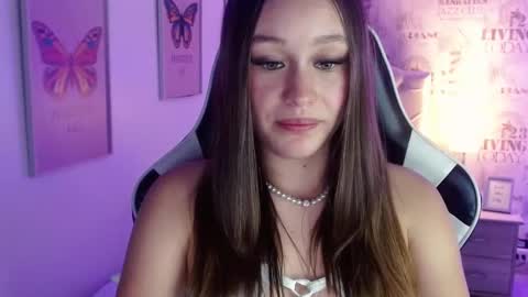 Snapshot of ivyy_crystal chatting on February 11, 2025, 11:12 pm Ivy online show from February 11, 2025, 11:12 pm