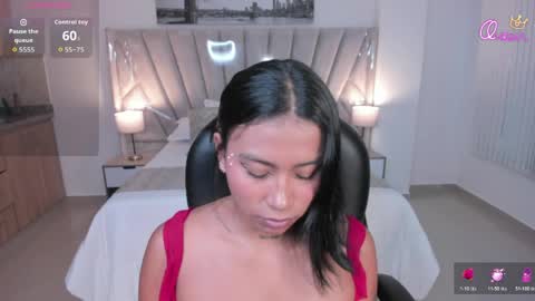 Snapshot of ivyy_moon chatting on May 27, 2026, 8:17 pm ivyy_moon online show from May 27, 2026, 8:17 pm