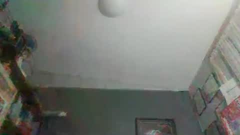 Snapshot of iwanttodoextremethings chatting on October 21, 2025, 11:55 am iwanttodoextremethings online show from October 21, 2025, 11:55 am