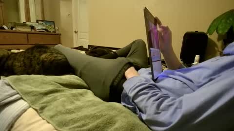 iwhitesmurf online show from November 5, 2025, 2:33 am