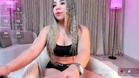 Snapshot of ixchelcherry chatting on June 23, 2026, 8:18 pm Ixchel online show from June 23, 2026, 8:18 pm