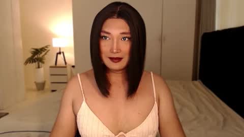 iya_hermosa online show from January 6, 2026, 5:55 am