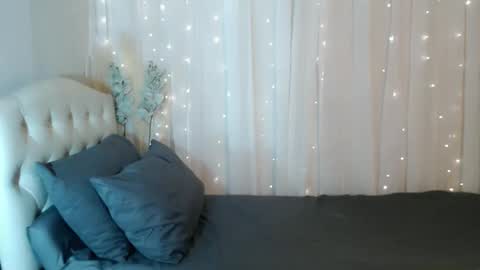 Red online show from September 28, 2025, 6:57 pm