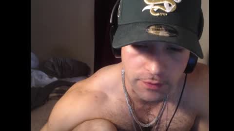 izak144 online show from February 24, 2025, 11:52 pm