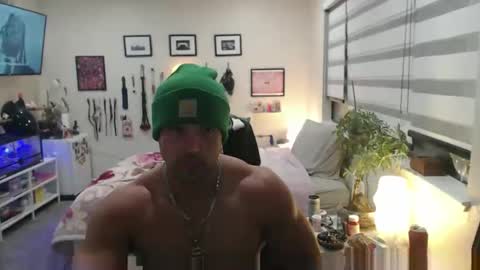 izak144 online show from December 15, 2025, 3:00 am