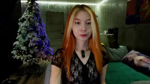 Snapshot of izi_fox chatting on December 27, 2024, 3:15 pm izi online show from December 27, 2024, 3:15 pm