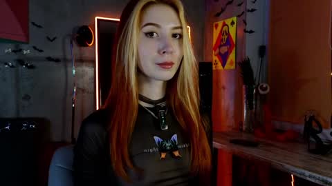 Snapshot of izi_fox chatting on January 24, 2025, 9:37 pm izi online show from January 24, 2025, 9:37 pm