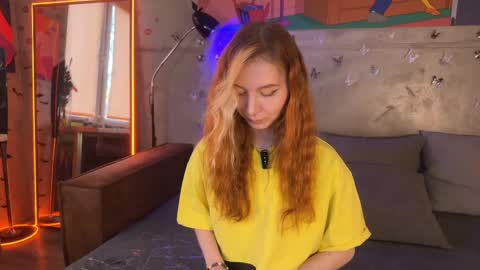 Snapshot of izi_fox chatting on March 9, 2025, 2:54 pm izi online show from March 9, 2025, 2:54 pm