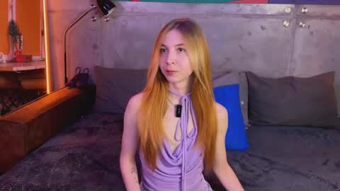 Snapshot of izi_fox chatting on October 17, 2025, 4:20 pm izi online show from October 17, 2025, 4:20 pm