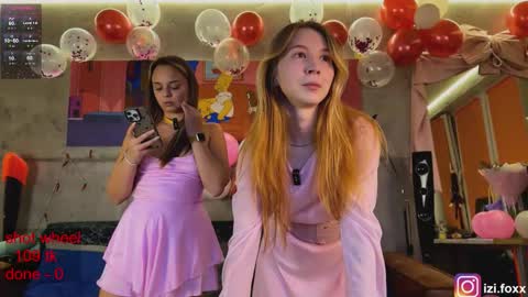 Snapshot of izi_fox chatting on November 15, 2025, 3:08 pm izi online show from November 15, 2025, 3:08 pm