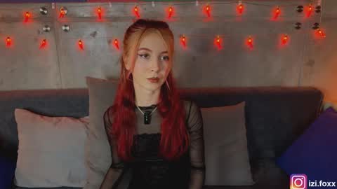 Snapshot of izi_fox chatting on November 27, 2025, 4:09 pm izi online show from November 27, 2025, 4:09 pm