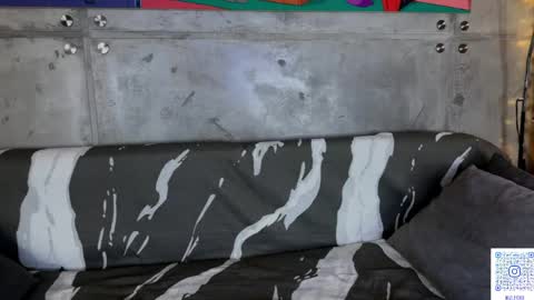 izi online show from April 8, 2026, 4:18 pm