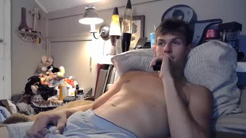 Snapshot of izzame2 chatting on September 16, 2025, 4:02 am Willis online show from September 16, 2025, 4:02 am