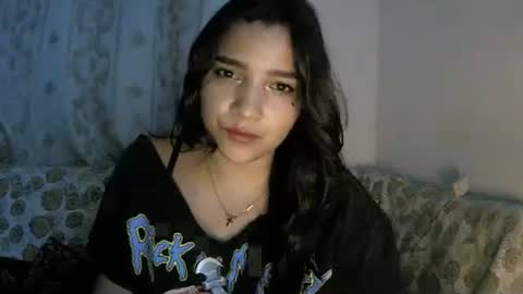 Snapshot of izzy_32 chatting on January 8, 2026, 7:10 am izzy_32 online show from January 8, 2026, 7:10 am