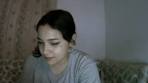 Snapshot of izzy_32 chatting on February 6, 2026, 7:12 am izzy_32 online show from February 6, 2026, 7:12 am