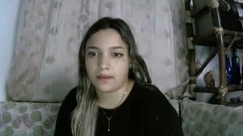 Snapshot of izzy_32 chatting on March 29, 2026, 6:57 am izzy_32 online show from March 29, 2026, 6:57 am