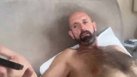 izzysboytoy1 online show from March 23, 2026, 9:46 am