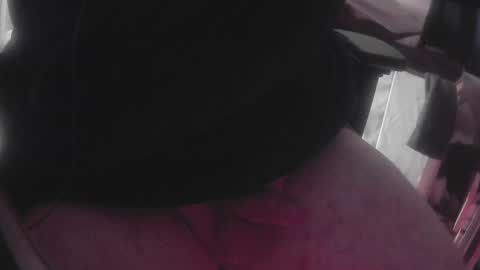 Snapshot of j0lteon_ chatting on March 26, 2026, 2:39 am Stuart online show from March 26, 2026, 2:39 am