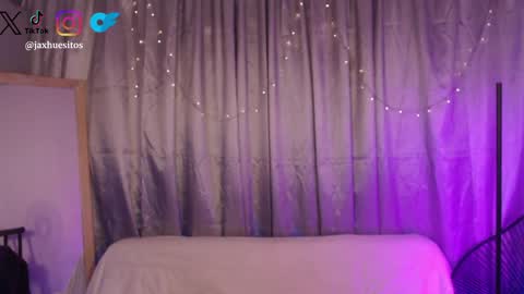 Hey im Jaxxxon check my info     online show from April 8, 2026, 11:32 am