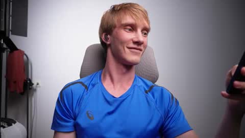 Danny online show from November 21, 2025, 7:01 pm