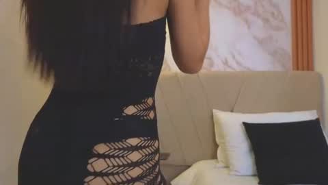 Snapshot of j_belle_ chatting on June 11, 2026, 9:35 pm j_belle_ online show from June 11, 2026, 9:35 pm