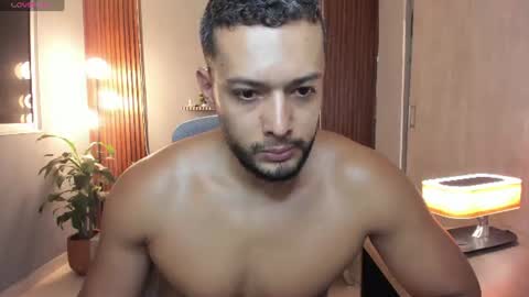 Calix  Independient model Insta and twt Calixsnake online show from June 22, 2026, 11:46 pm