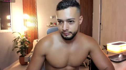Calix  Independient model Insta and twt Calixsnake online show from July 4, 2026, 1:01 am