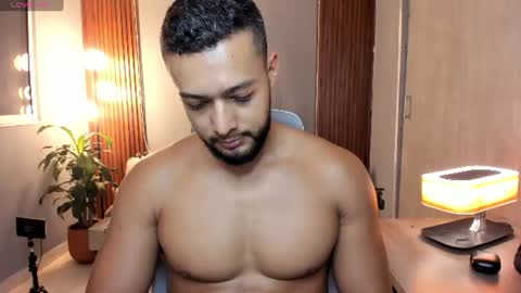 Calix  Independient model Insta and twt Calixsnake online show from July 9, 2026, 9:08 pm