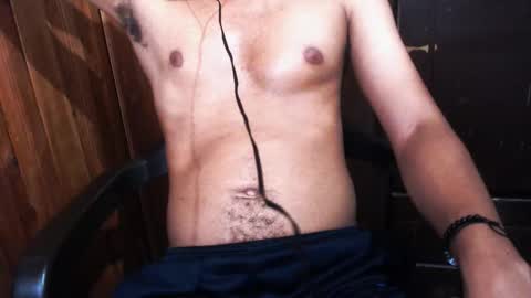 Snapshot of j_castello chatting on September 27, 2025, 2:05 am J online show from September 27, 2025, 2:05 am