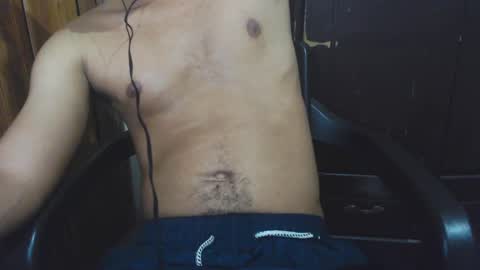 Snapshot of j_castello chatting on October 17, 2025, 5:21 am J online show from October 17, 2025, 5:21 am