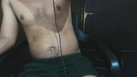 Snapshot of j_castello chatting on December 18, 2025, 5:24 am J online show from December 18, 2025, 5:24 am