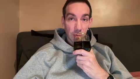 Snapshot of j_dc chatting on February 22, 2025, 9:48 pm j_dc online show from February 22, 2025, 9:48 pm