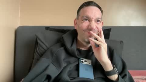 Snapshot of j_dc chatting on September 20, 2025, 1:56 pm j_dc online show from September 20, 2025, 1:56 pm