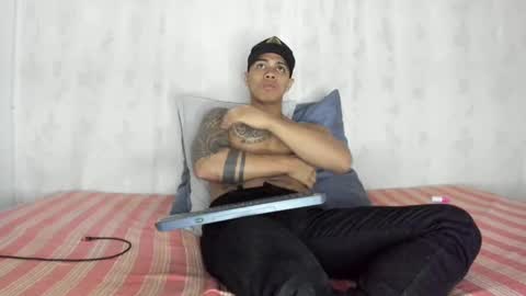 i am juan musiry independent model  online show from January 8, 2025, 8:27 am