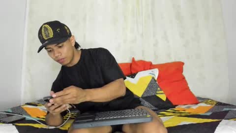 i am juan musiry independent model  online show from March 7, 2025, 10:35 am