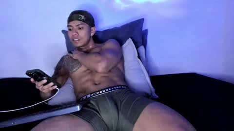 i am juan musiry independent model  online show from September 24, 2025, 2:37 am