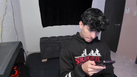 Snapshot of j_u_p_i_t_e_r chatting on December 4, 2024, 11:30 am Noah online show from December 4, 2024, 11:30 am