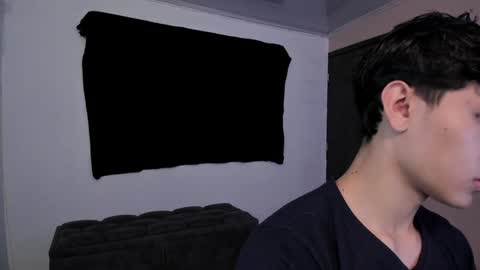 Snapshot of j_u_p_i_t_e_r chatting on December 14, 2024, 12:55 pm Noah online show from December 14, 2024, 12:55 pm