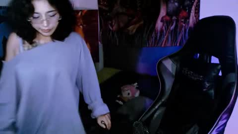 Snapshot of jaadee18 chatting on November 18, 2025, 5:34 am jade 18 online show from November 18, 2025, 5:34 am