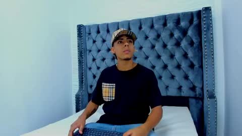 Jacoock online show from November 6, 2025, 4:02 am