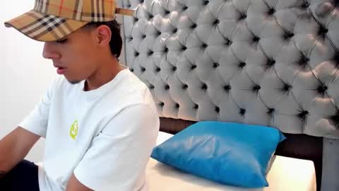 Jacoock online show from November 24, 2025, 3:50 am