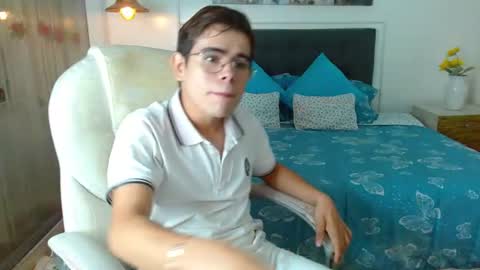 Snapshot of jack__thomas chatting on June 17, 2026, 1:45 pm JACK TOMAS online show from June 17, 2026, 1:45 pm