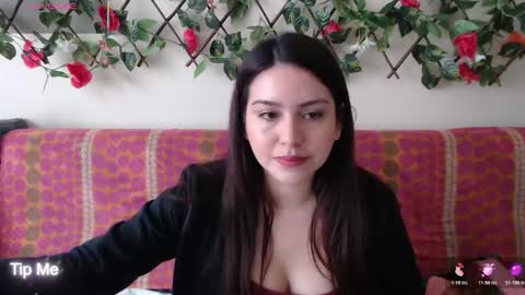 Jack and Emily online show from December 4, 2025, 4:27 pm